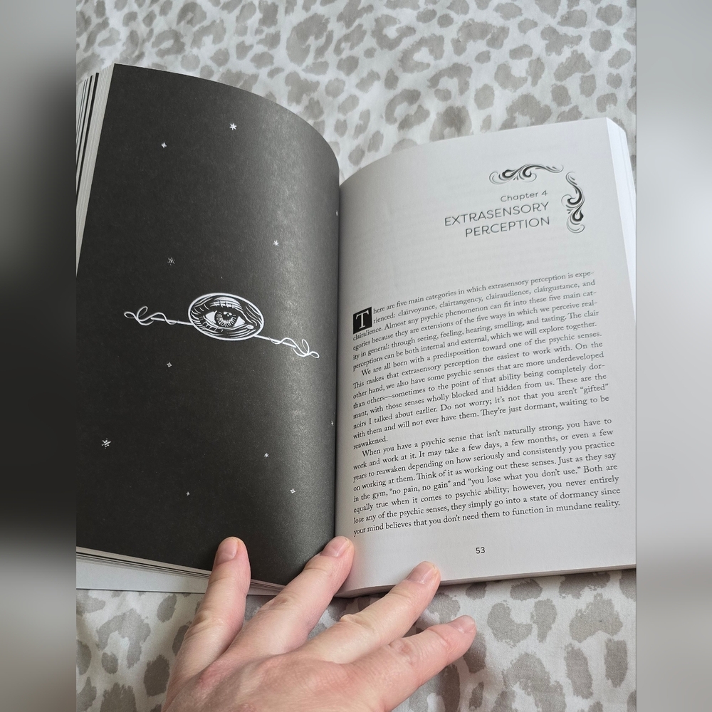 Psychic WITCH Book - Picture 4 of 5